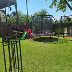 Wczasy Nad Jeziorem Nyaraló Jezierzany