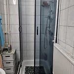 Wczasy Nad Jeziorem Nyaraló