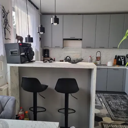 Holiday home Nad Jeziorem U Beaty Jezierzany