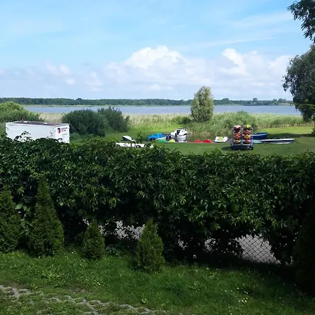 Dom Nad Jeziorem Jezierzany