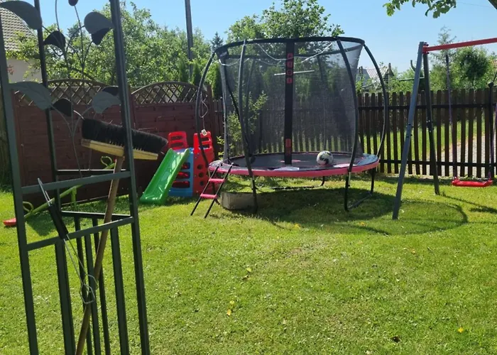 Dom Nad Jeziorem 別荘 Jezierzany